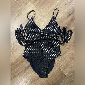 NEW aerie wrap swimsuit black white polka dot size large